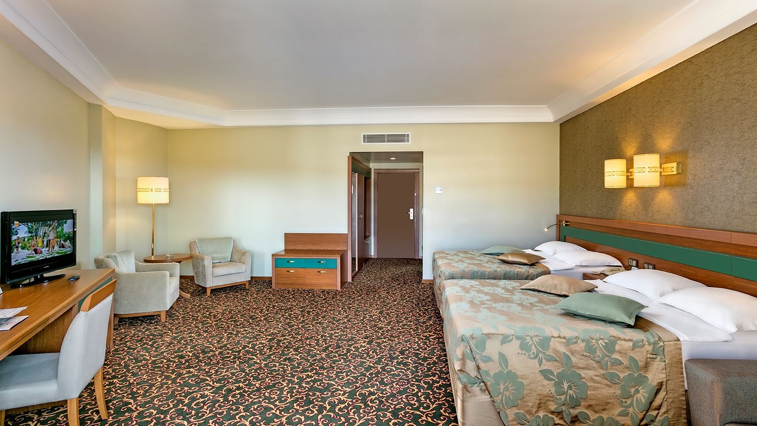 rooms-standard-large-room-sea-view