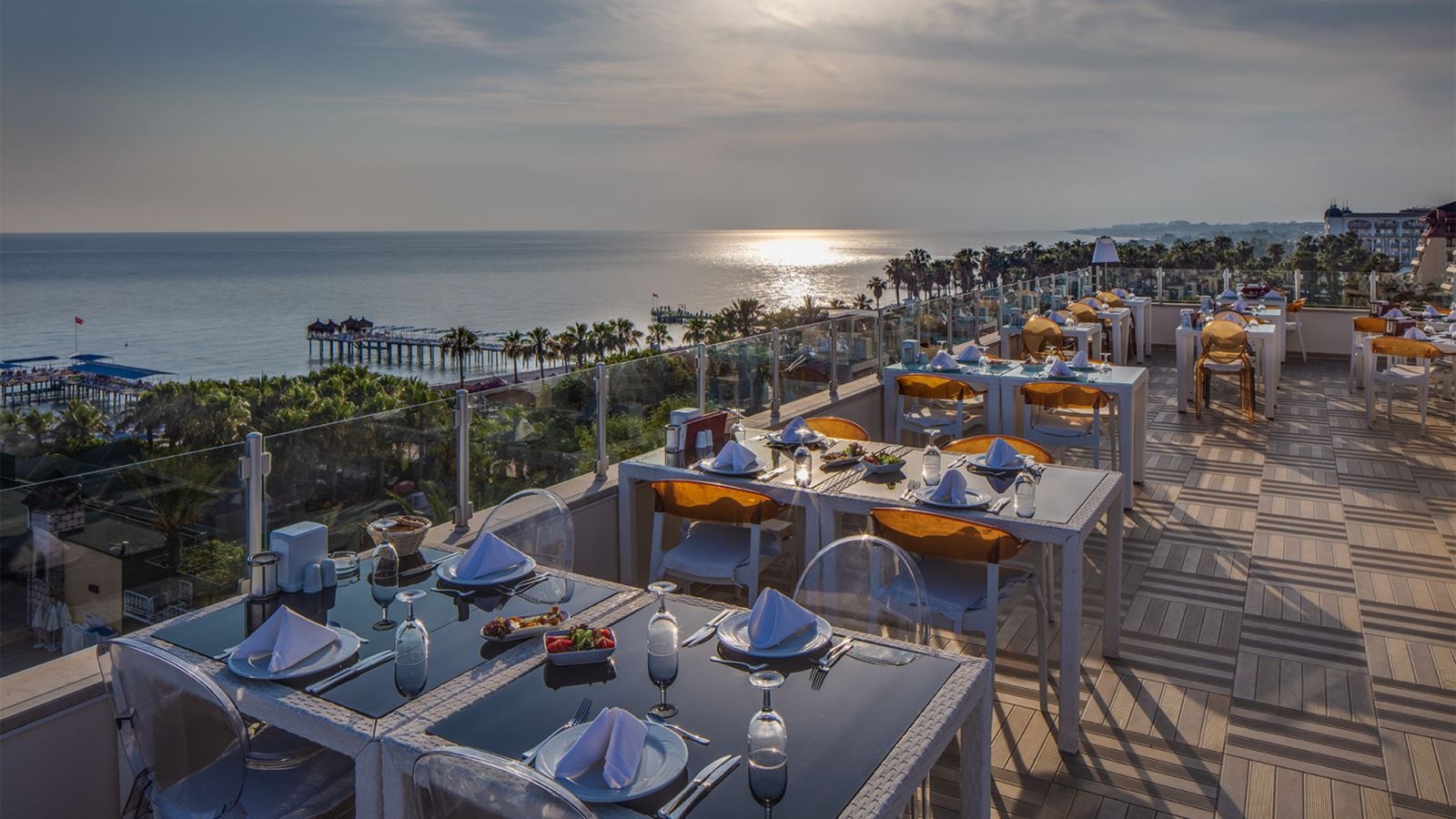 restaurants-sunset-terrace-fish-restorant