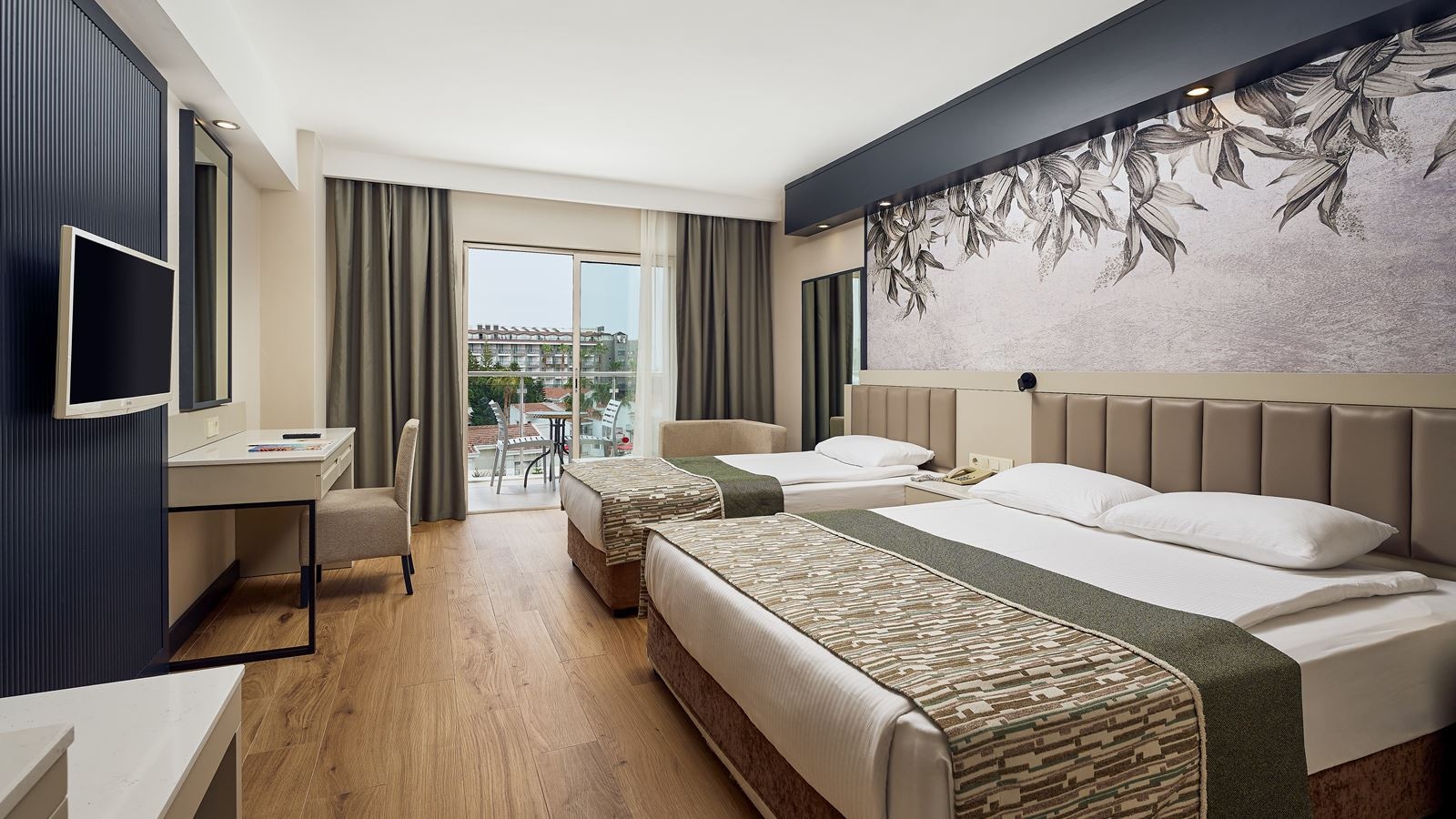 rooms-standard-room-land-view