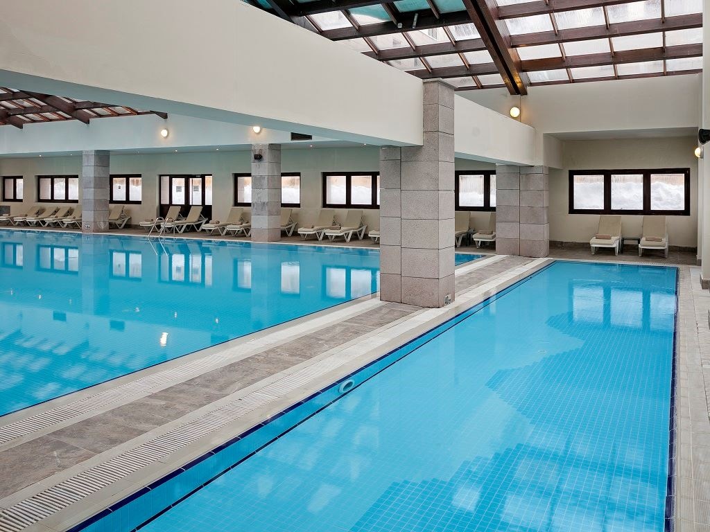 pools-indoor-pool
