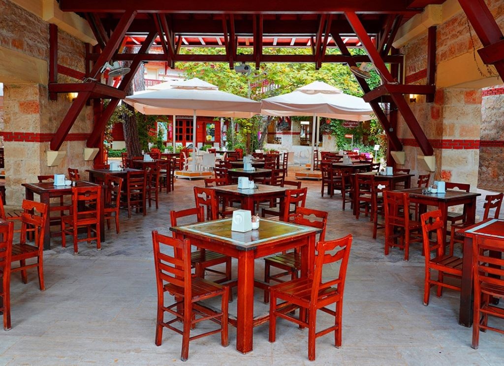 restaurants-restaurants