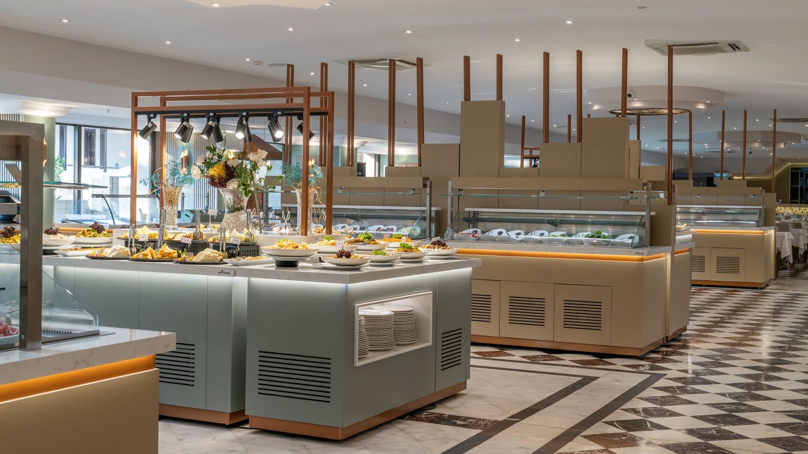 restaurants-aquarius-restaurant