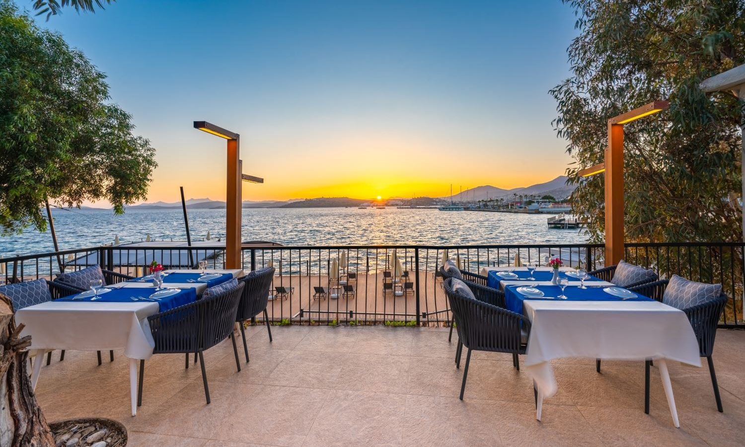 restaurants-taverna-restaurant