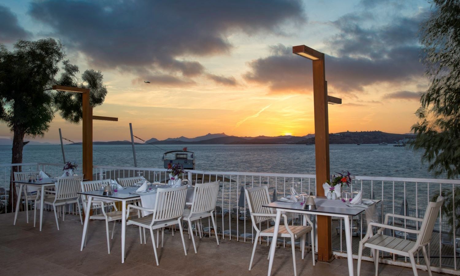 restaurants-taverna-restaurant