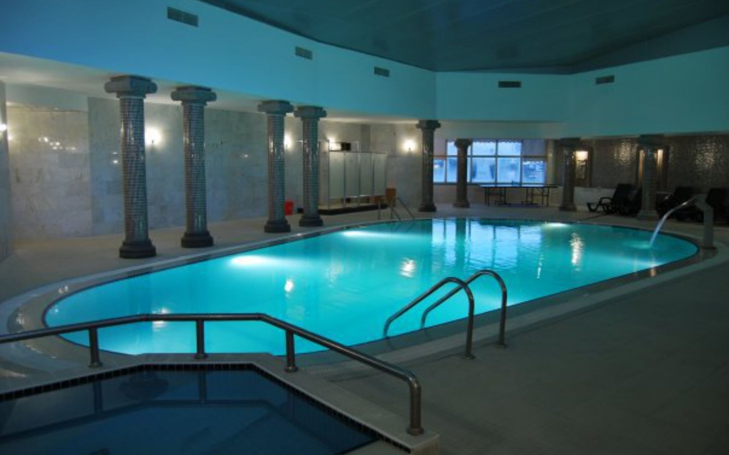 pools-indoor-pool