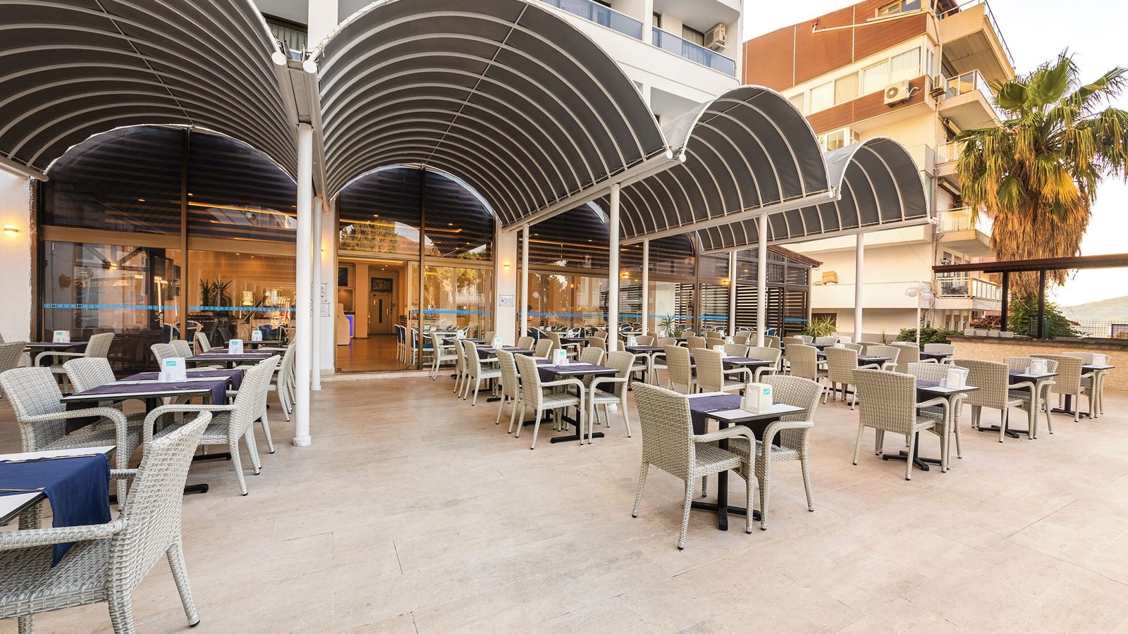 restaurants-main-restaurant