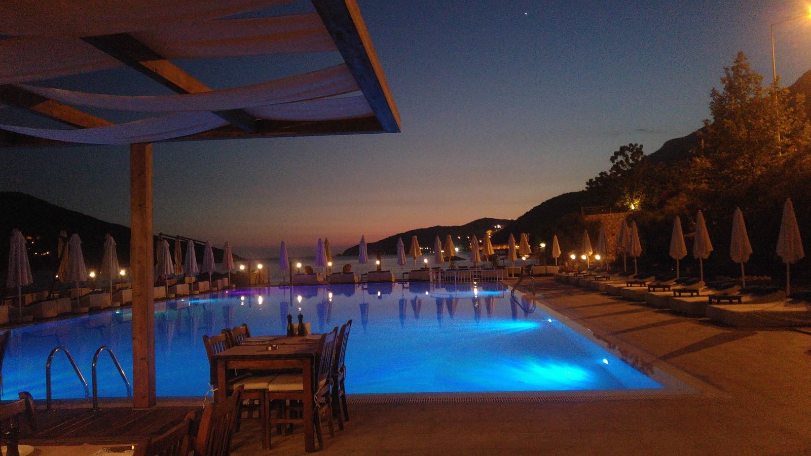 bars-doria-beach-bar