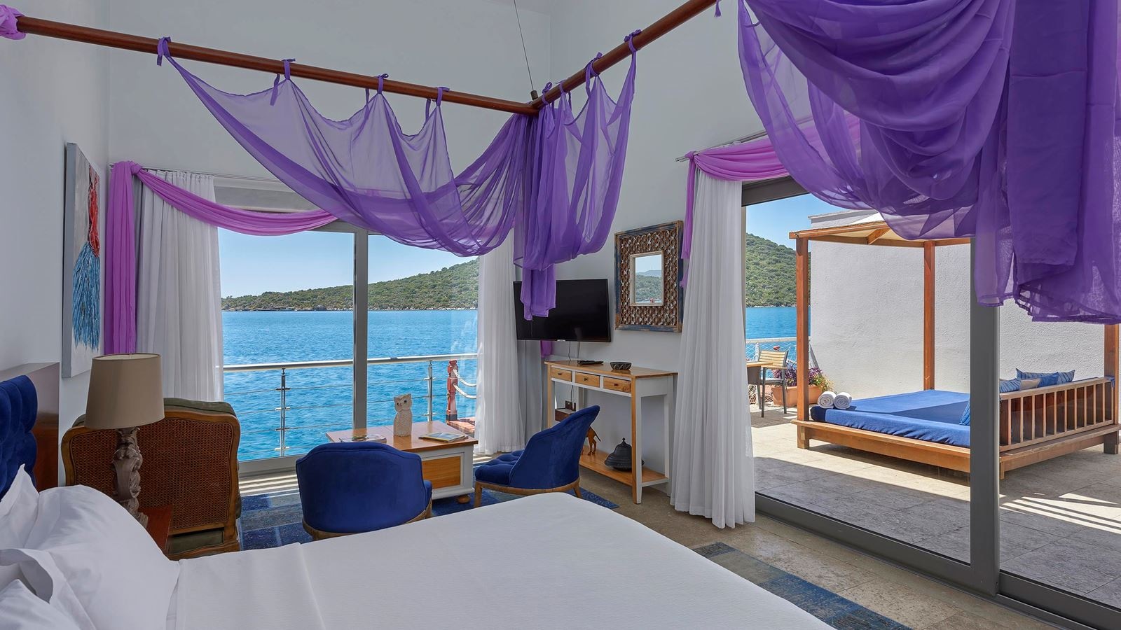 rooms-superior-room-sea-view