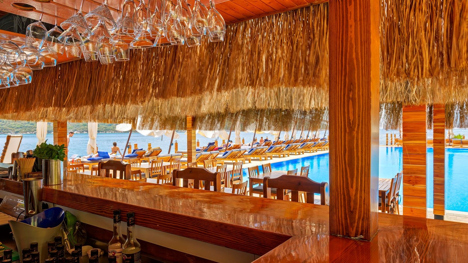 bars-doria-beach-bar