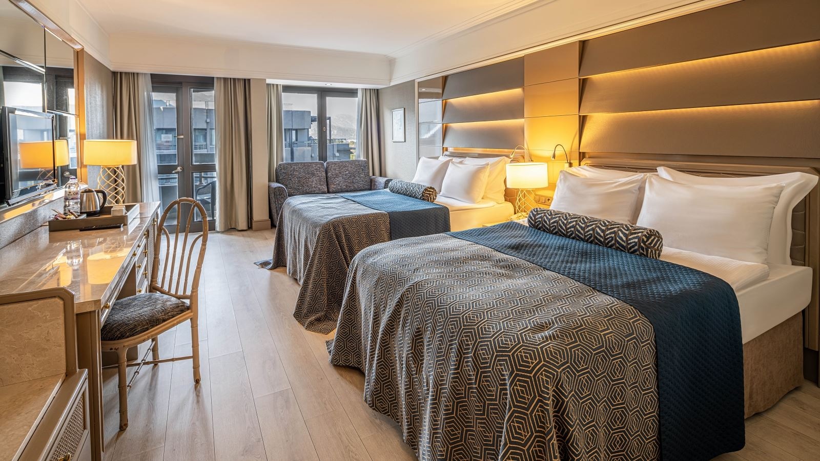 rooms-standard-room-land-view