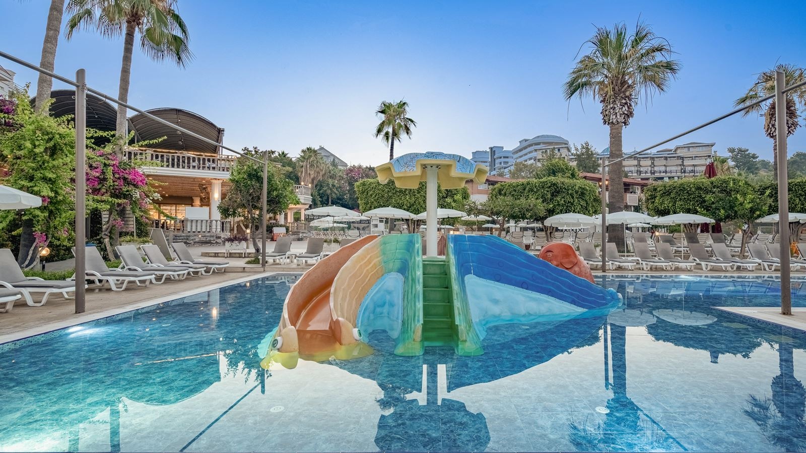 pools-outdoor-childrens-pool