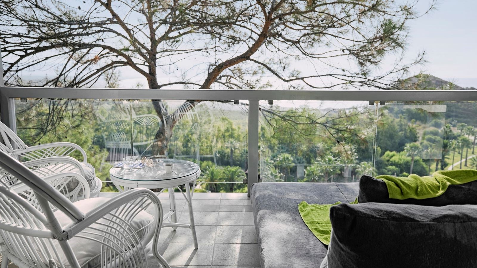 rooms-suite-classic-jacuzzi-sea-view-suis1