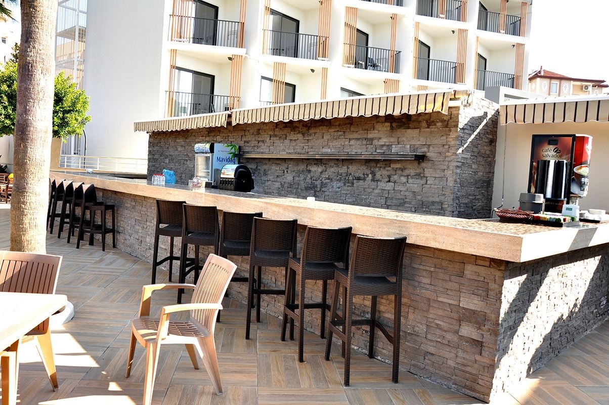 bars-poolbar