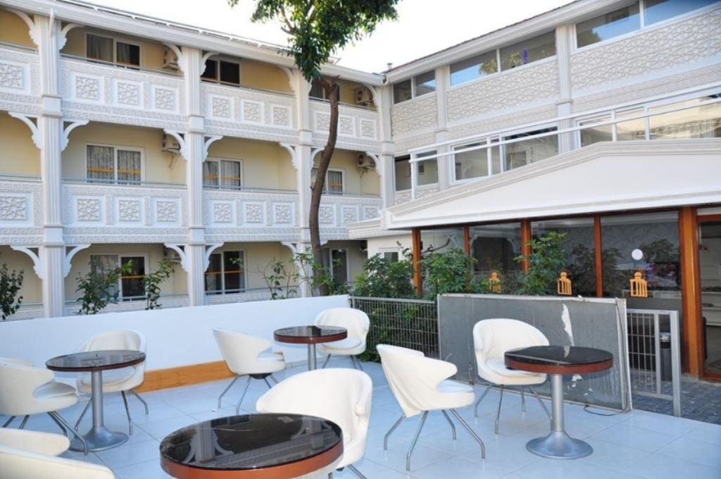 general-main-building