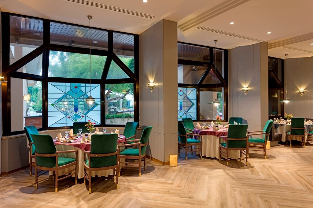 restaurants-royal-restaurant