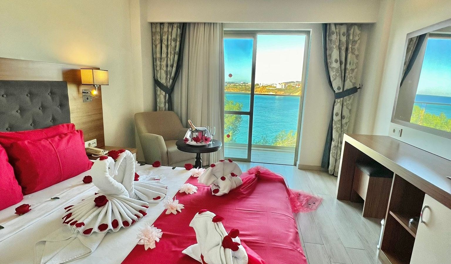 rooms-standard-room-sea-view