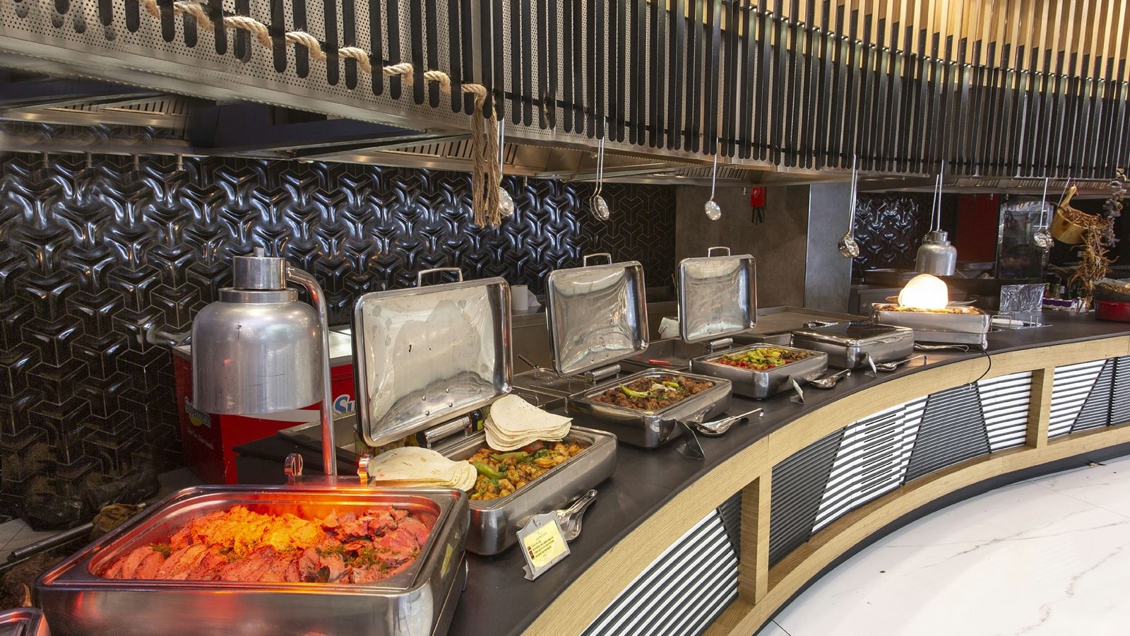 restaurants-hayat-restaurant