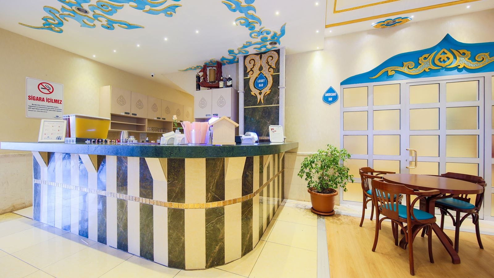 bars-lodos-lobby-bar