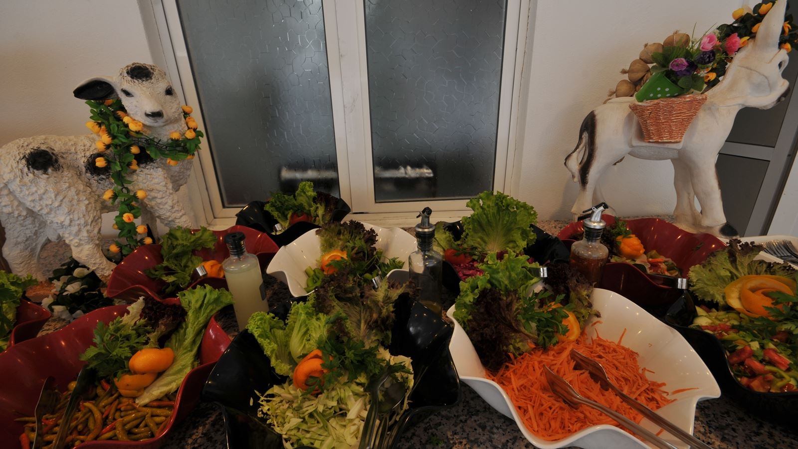 restaurants-restaurant