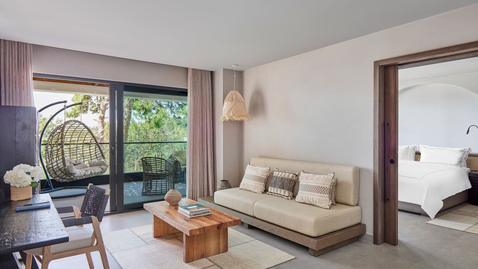 rooms-executive-villa