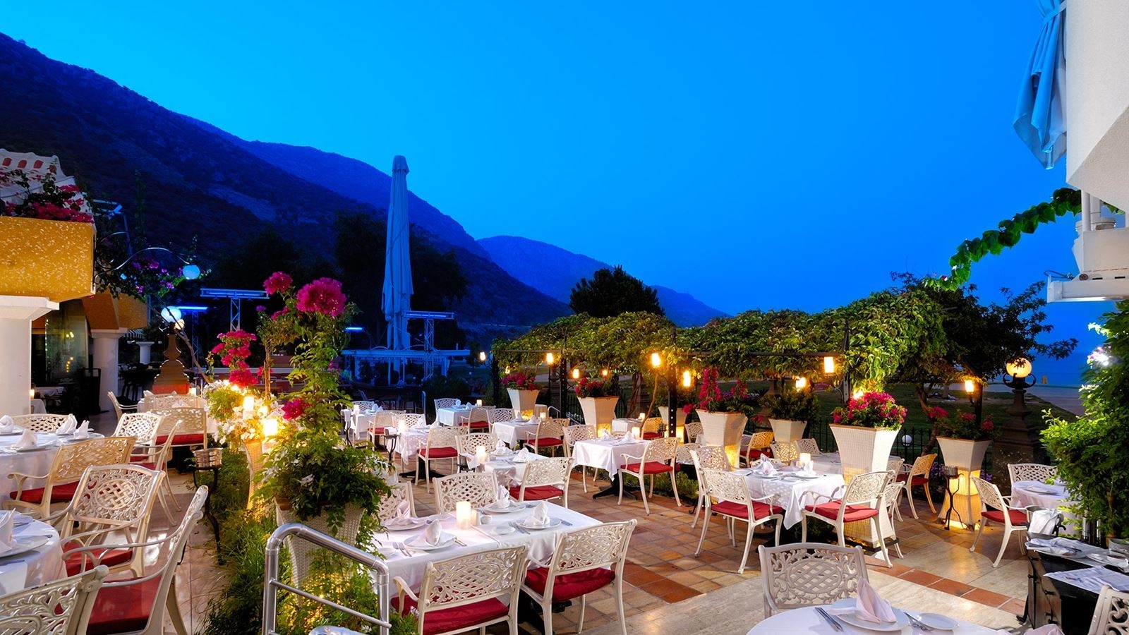 restaurants-plaza-spice-and-pesto-a-la-carte