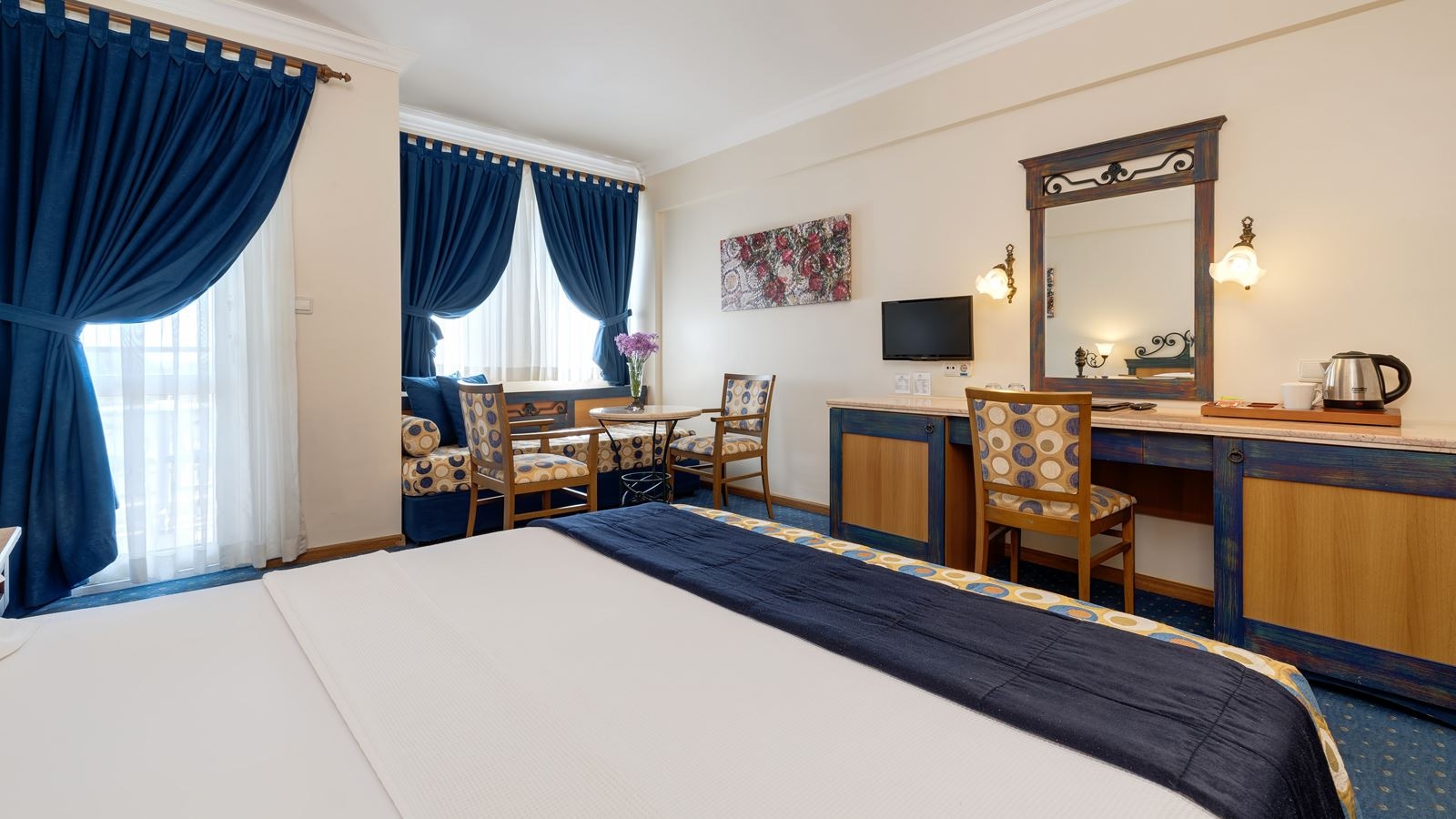 rooms-coral-room-standard-land-view