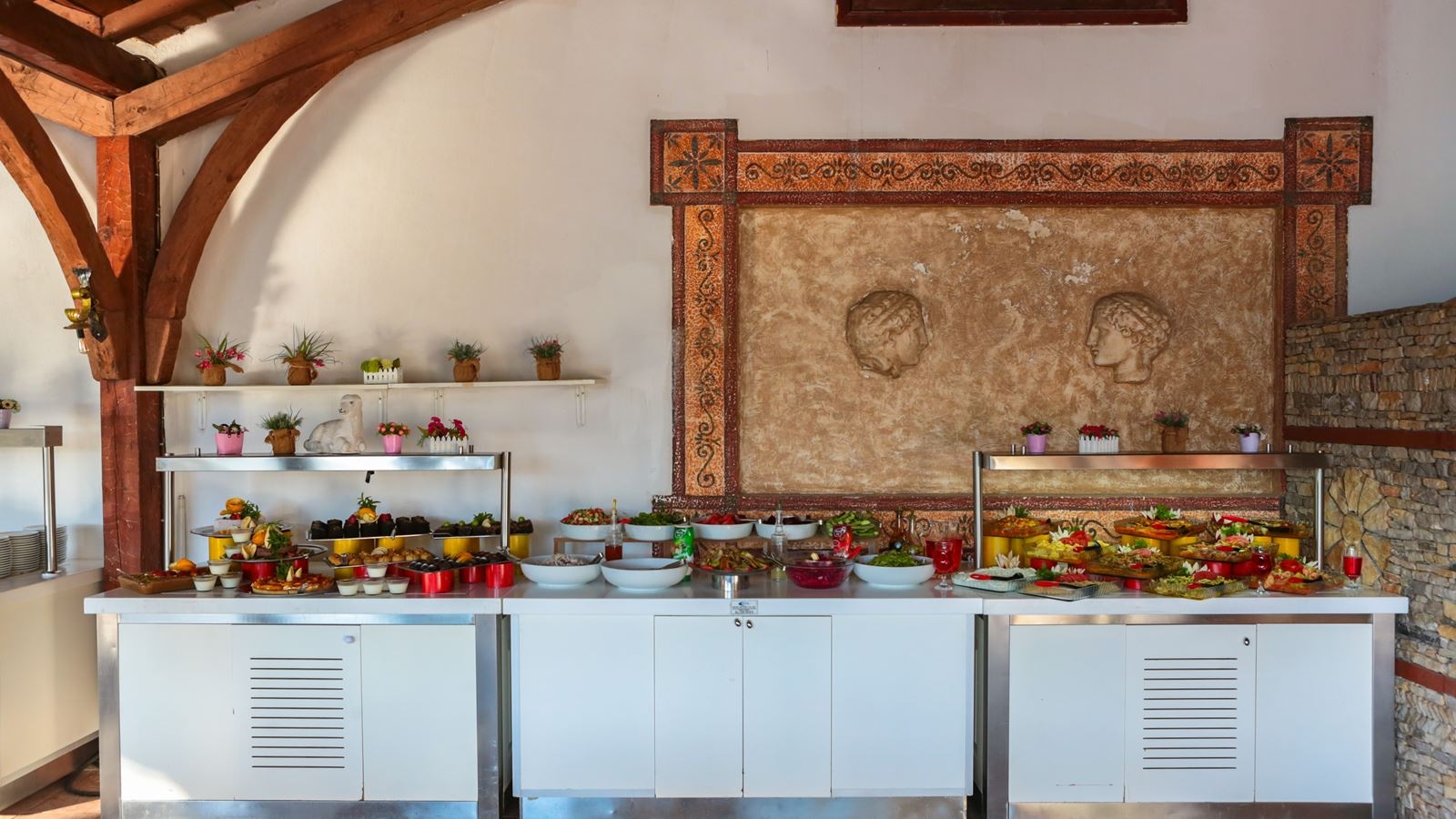 restaurants-main-restaurant