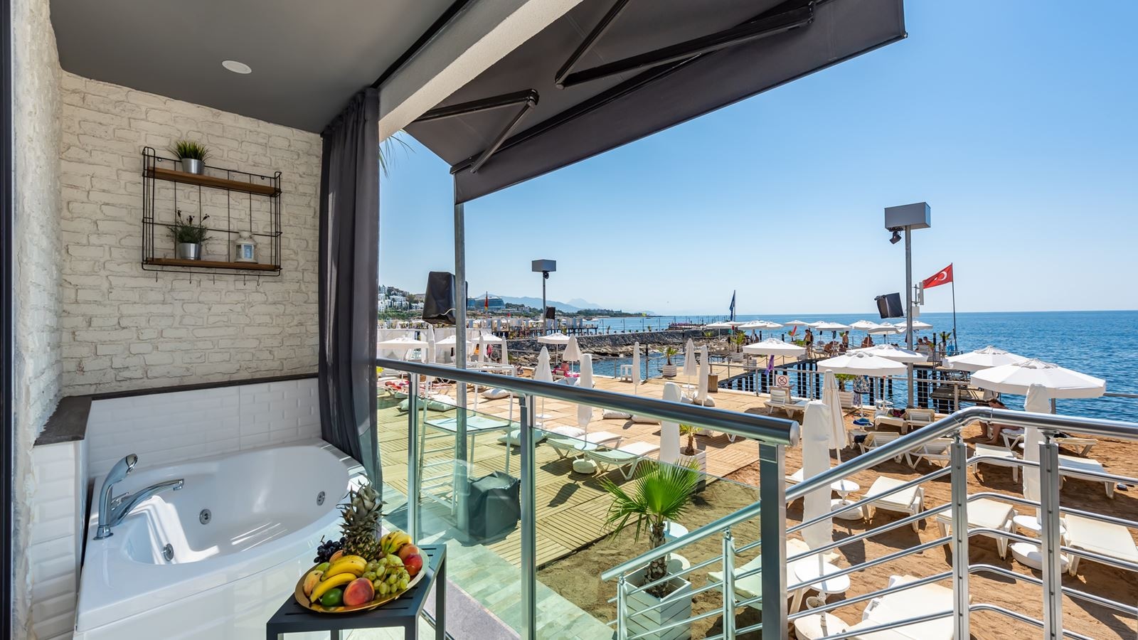 rooms-premium-beach-front-room