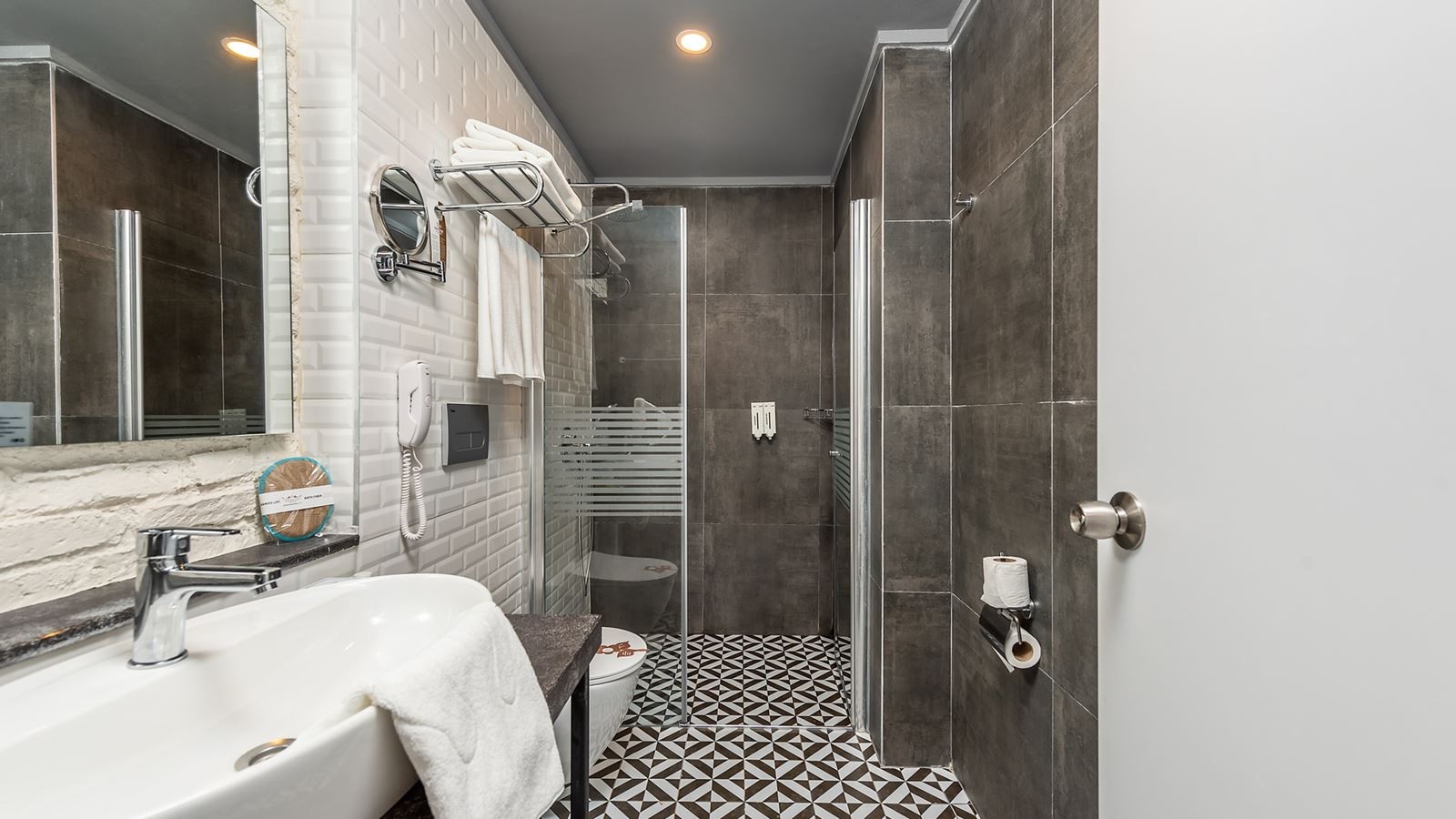 rooms-premium-beach-front-room