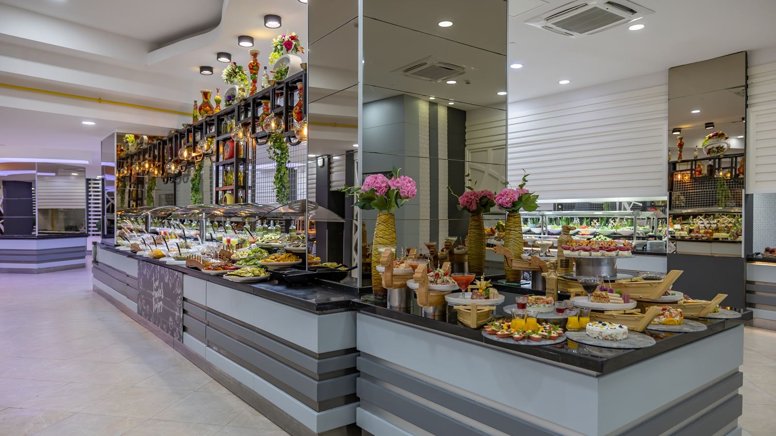 restaurants-main-restaurant