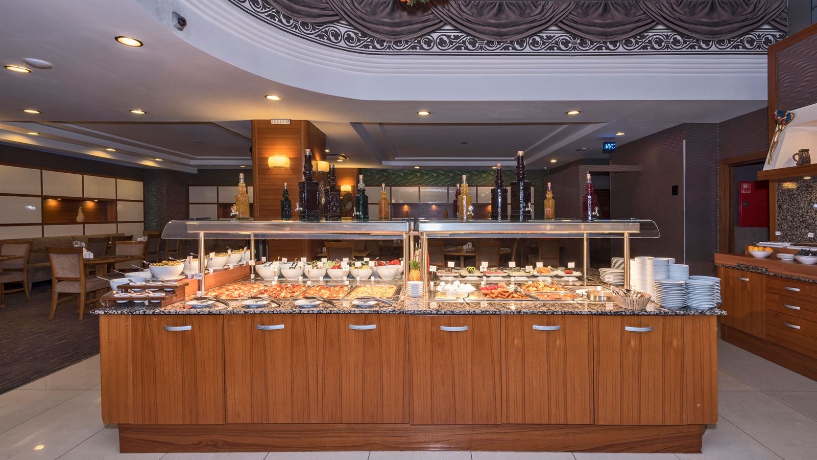 restaurants-restaurants