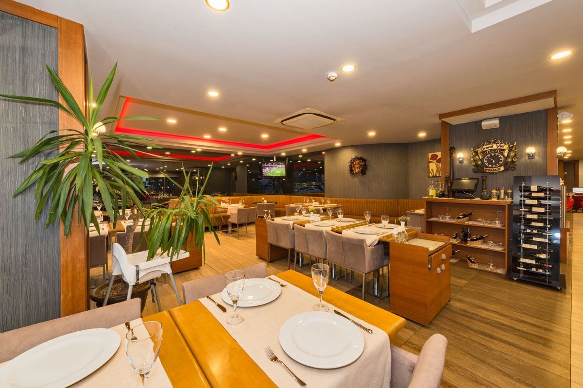 restaurants-restaurants