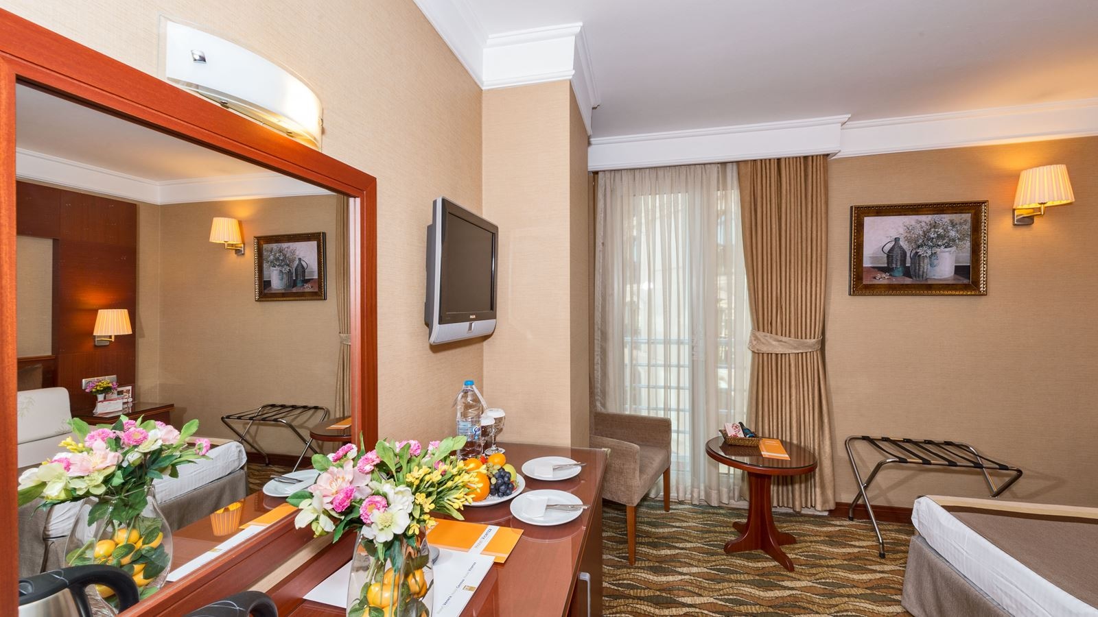 rooms-family-room-standard