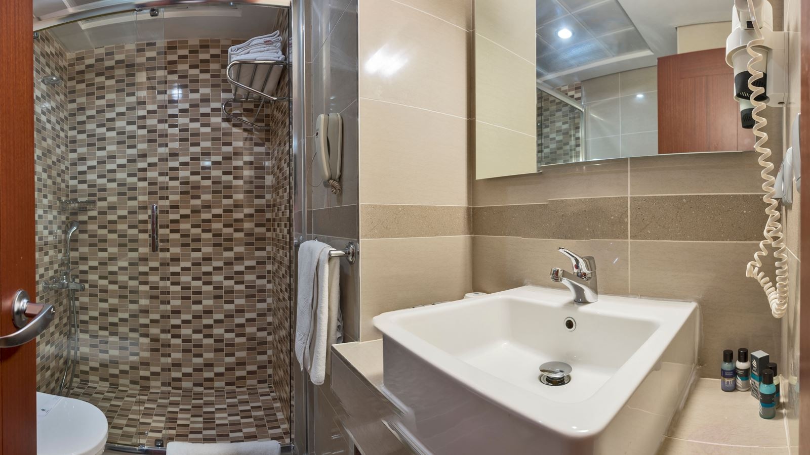 rooms-single-standard