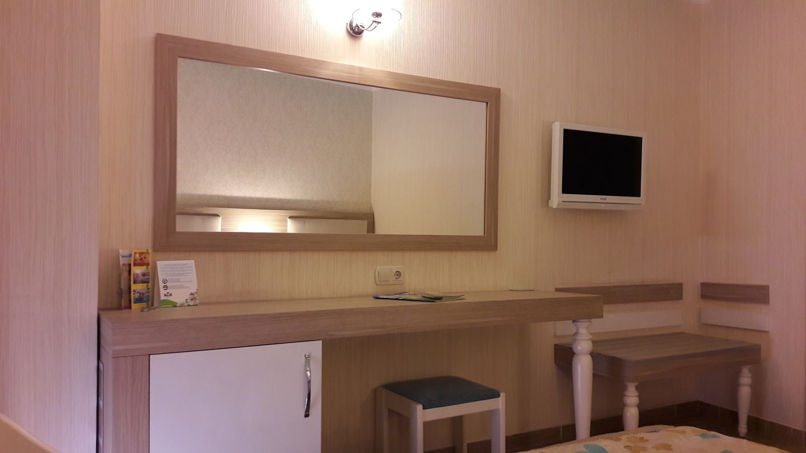 rooms-standart-double--twin-room