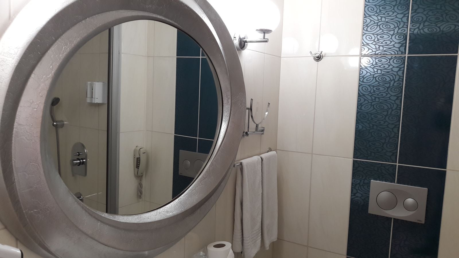 rooms-standart-double--twin-room