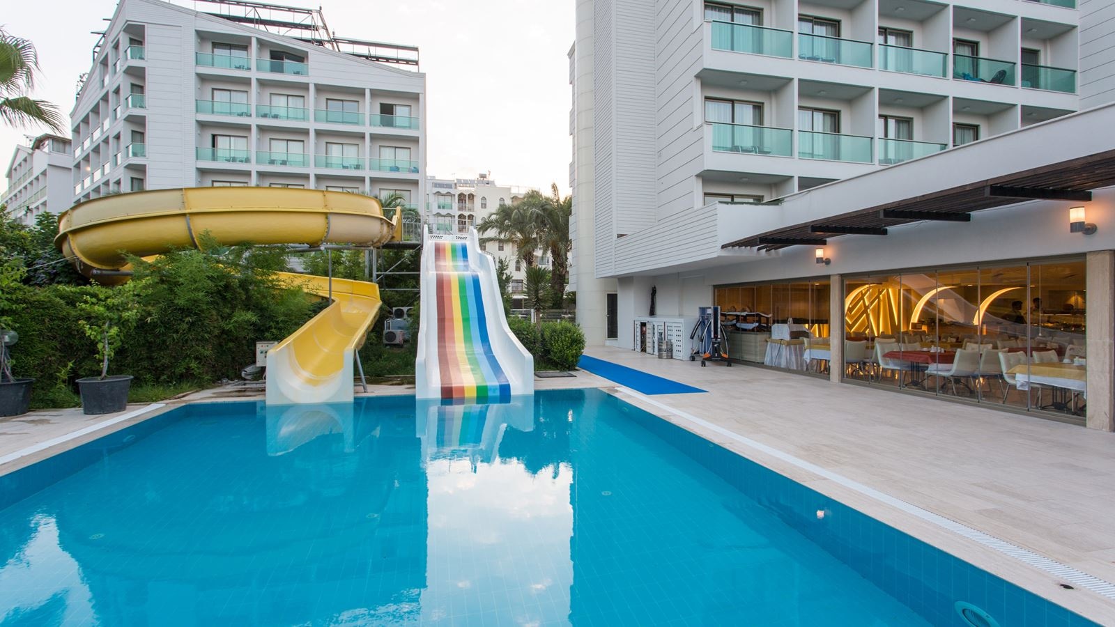 water-park-water-park