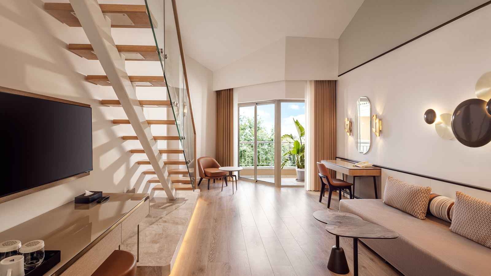 rooms-deluxe-dublex-land-view