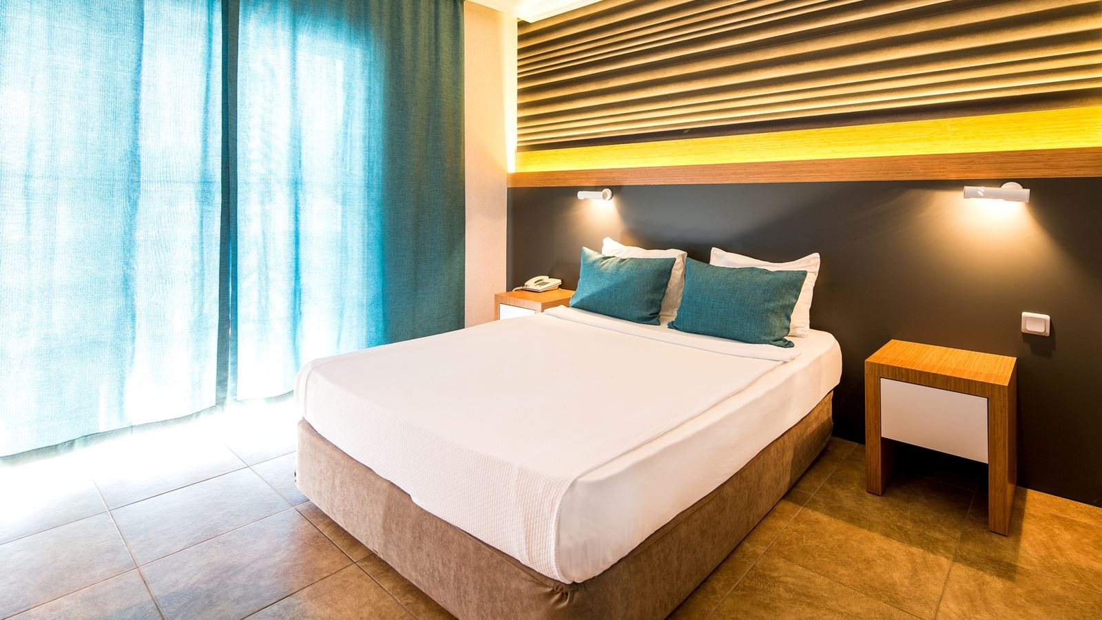 rooms-standard-room-1