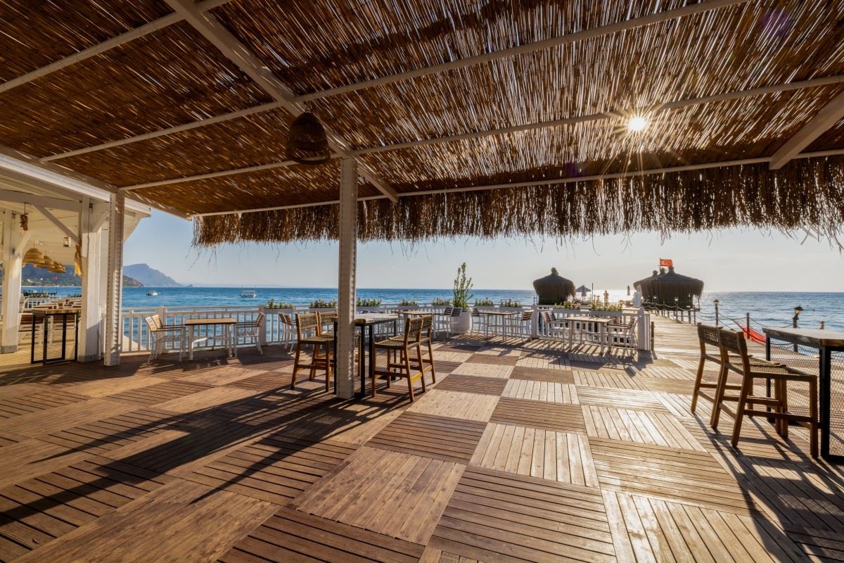 restaurants-beach-club