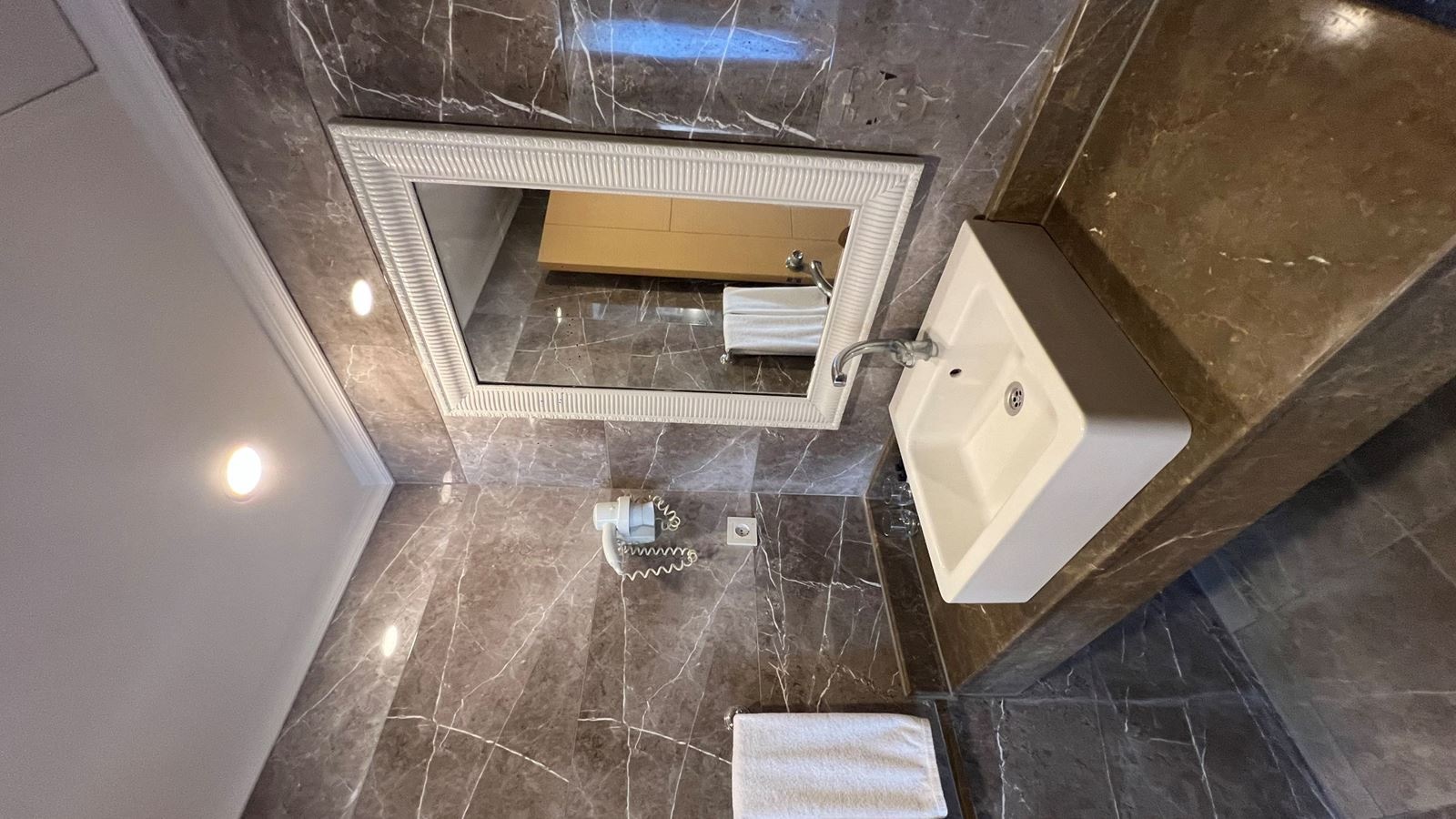 rooms-standard-room-land-view