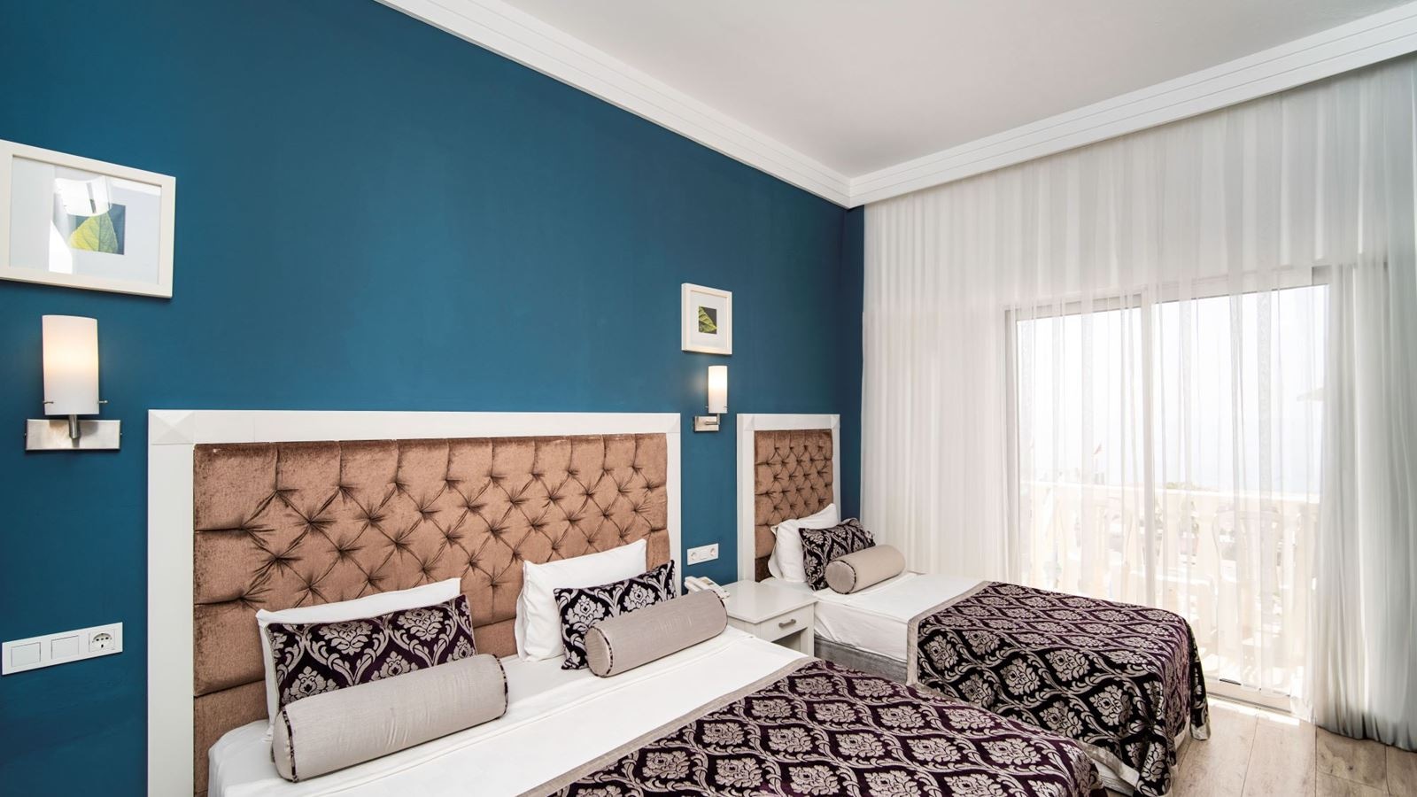 rooms-standard-room-land-view