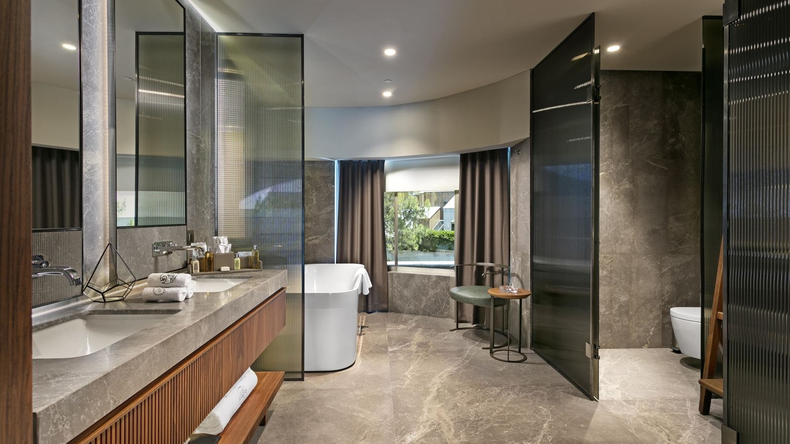 rooms-executive-villa