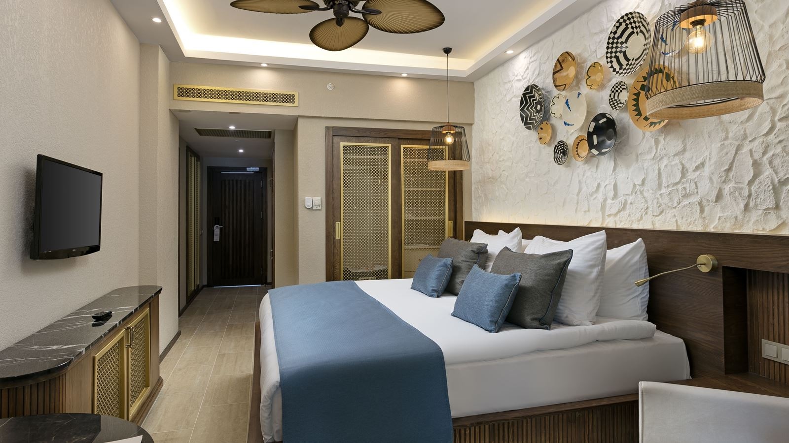 rooms-terrace-family-suite