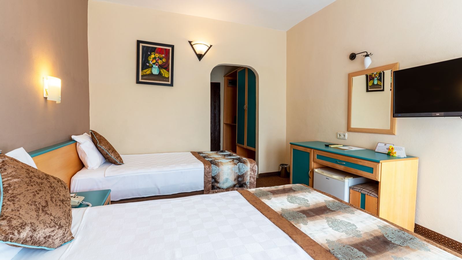rooms-standard-room