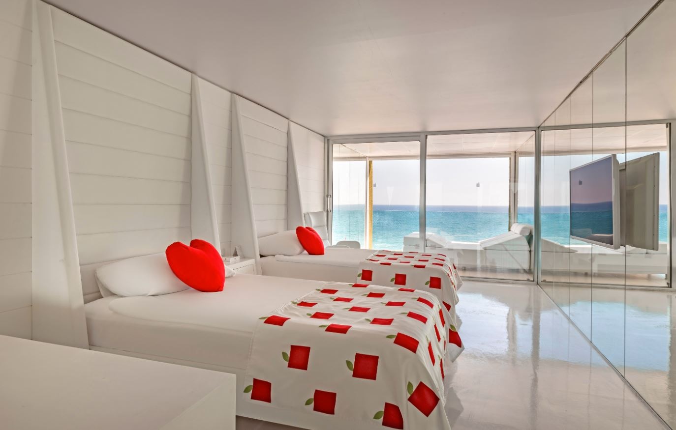 rooms-design-room-direct-sea-view
