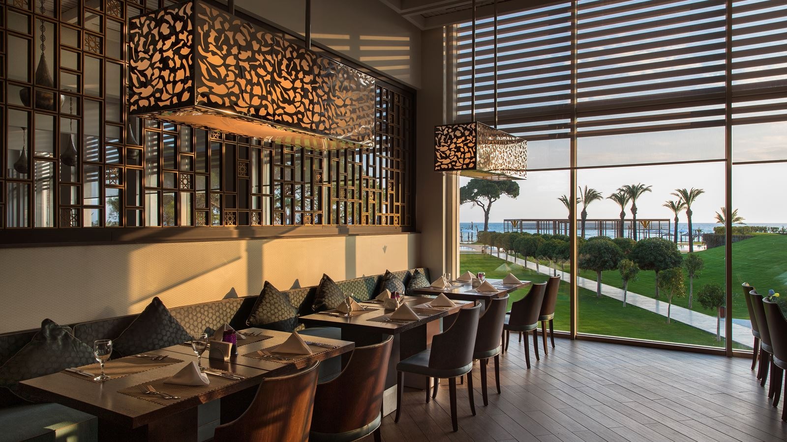 restaurants-turquoise-main-restaurant