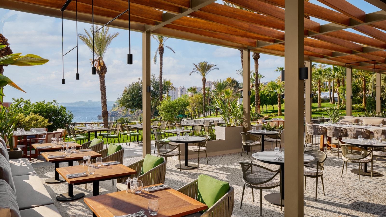 restaurants-panora-restaurant