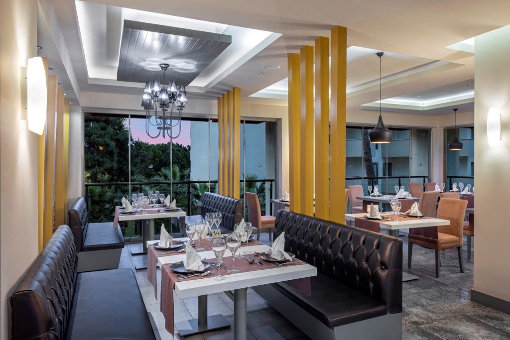 restaurants-main-restaurant