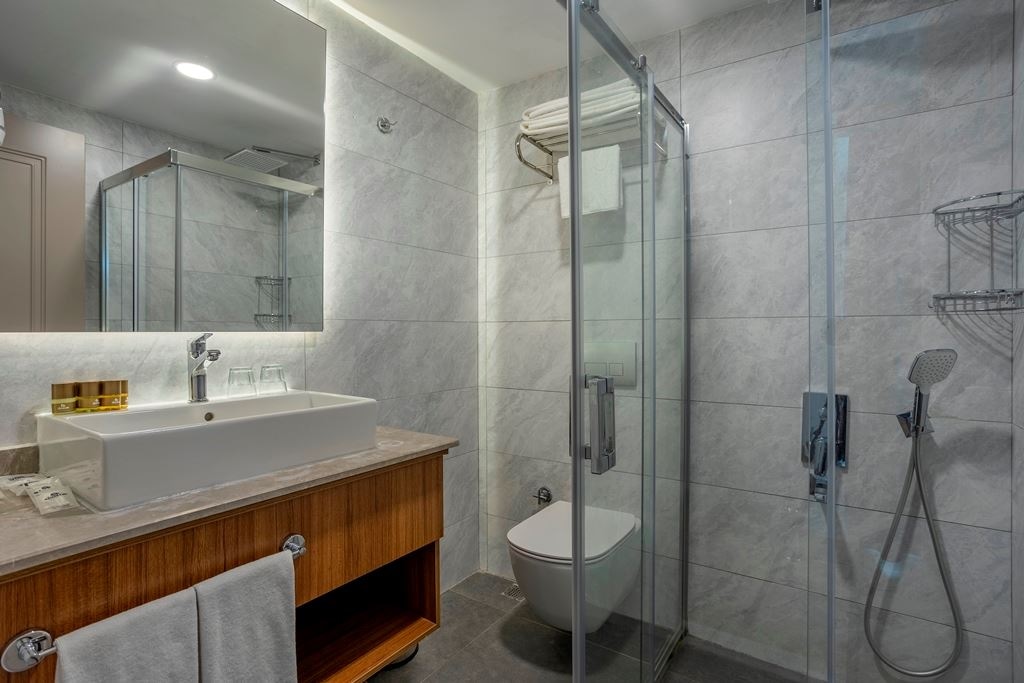 rooms-lake-superior-room